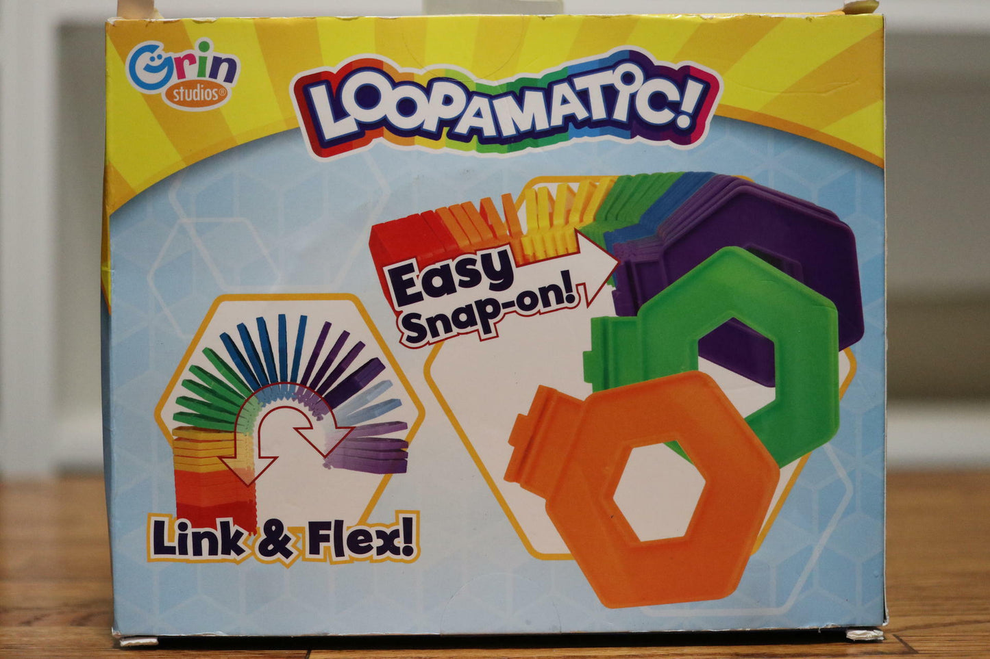 Grin Studios Loopamatic - Link and Flex, Easy Snap On, Sensory Fun - Unicorn
