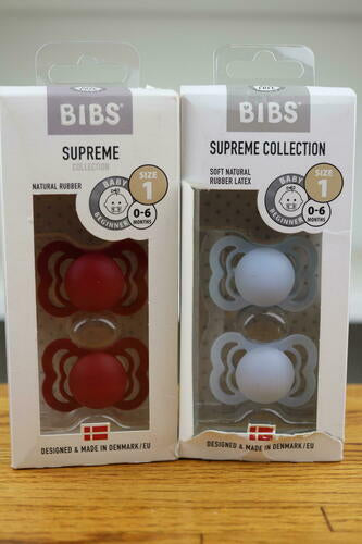 2 pack Bibs Supreme Collection Natural Rubber + latex Pacifier 0-6 mo. Sz. 1