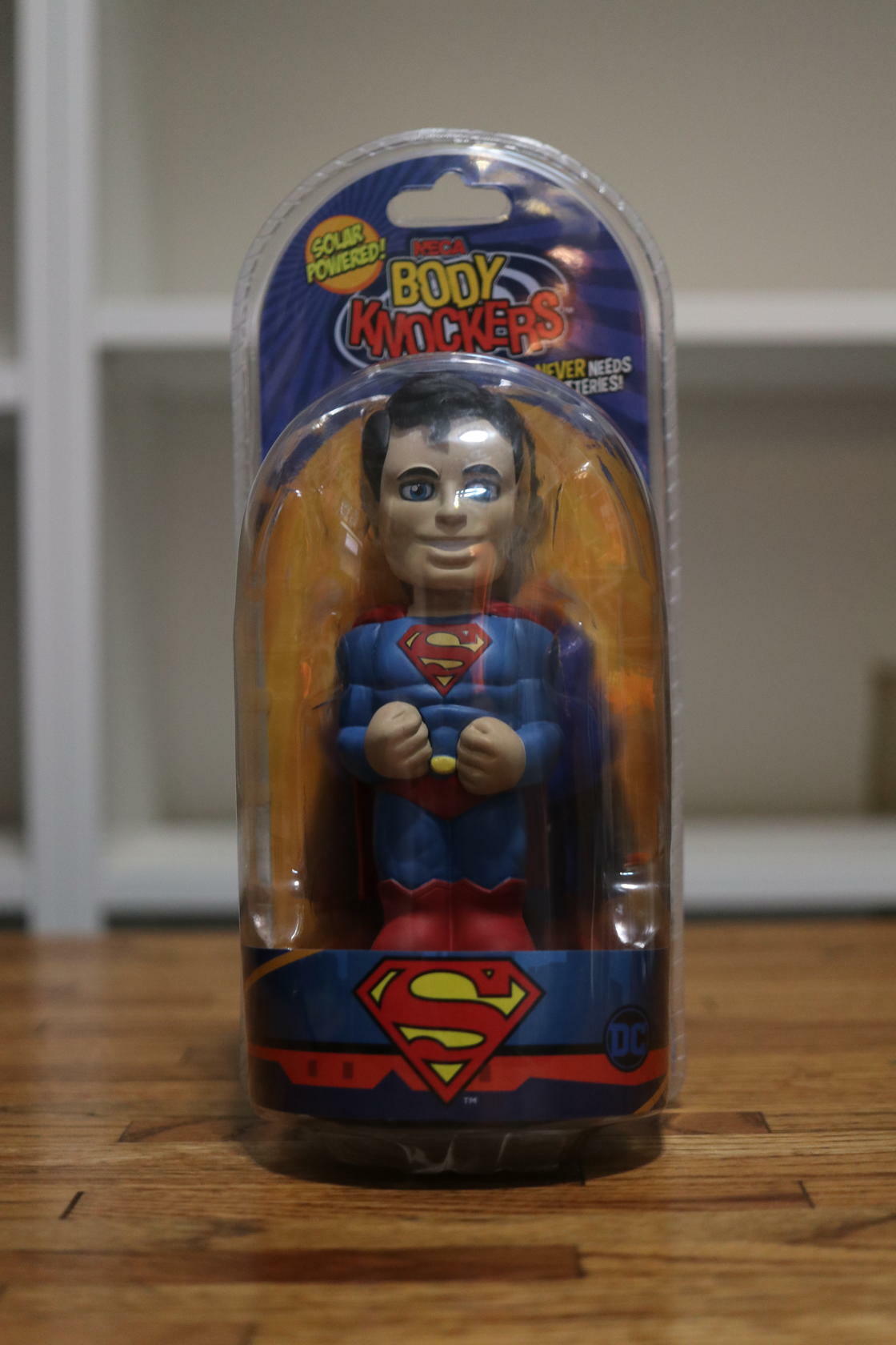 DC Comics - Body Knocker - Superman - NECA - Solar Power Bobble Head - New