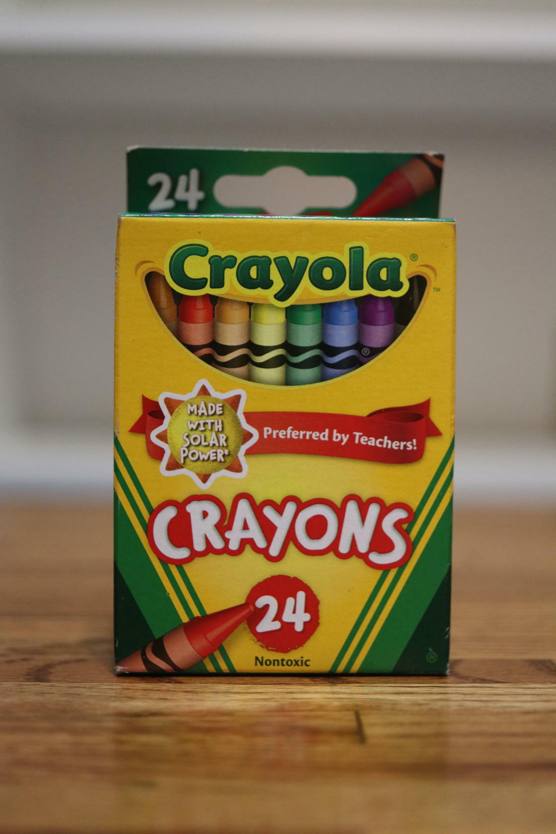Crayola Crayons - 24 Pack w/24 Different Colors - Lot of 15, 1 Unit - Nontoxic