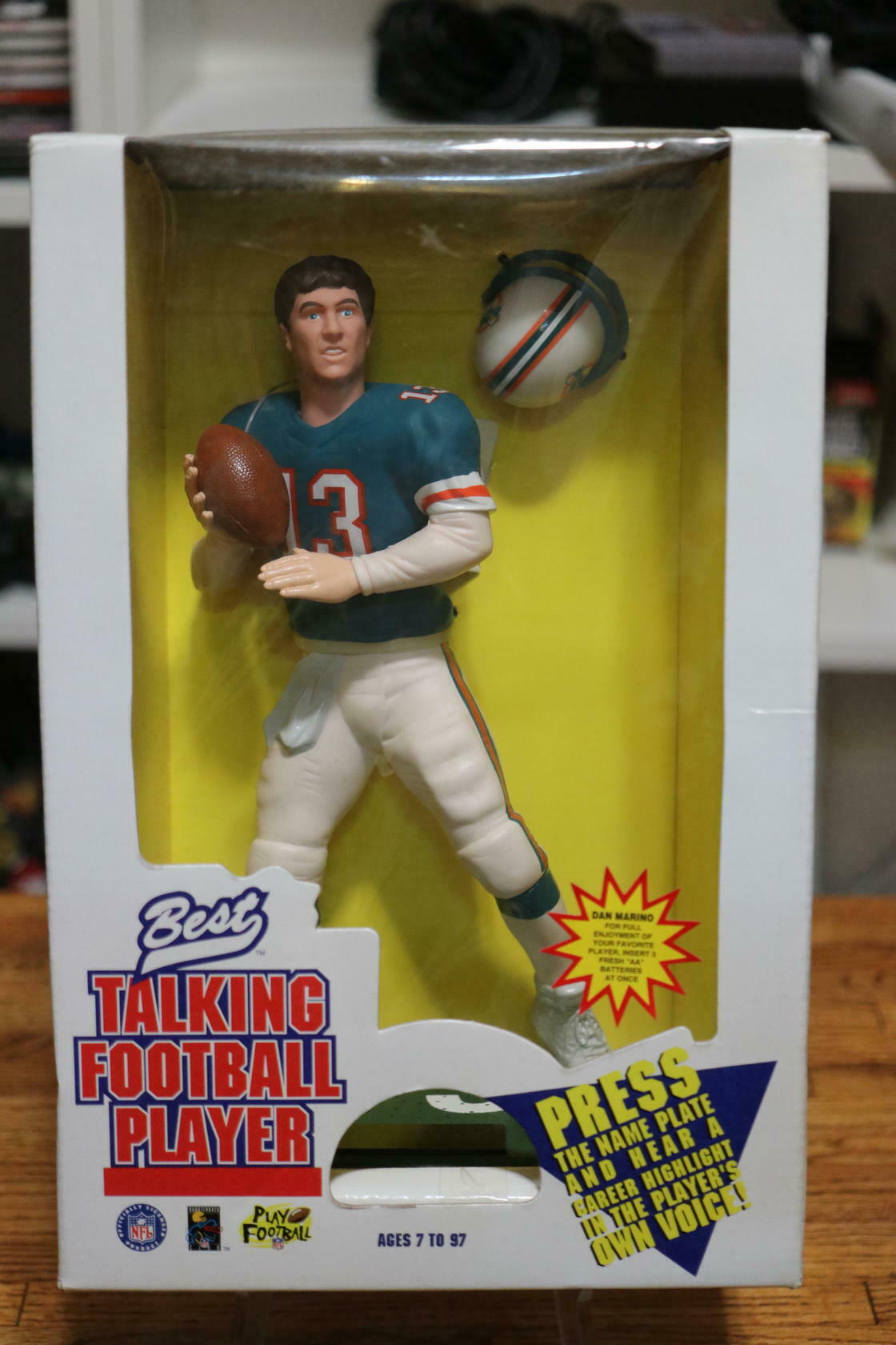 NFL Dan Marino Best Talking Football Player 1996 Best Card Company No. 00120