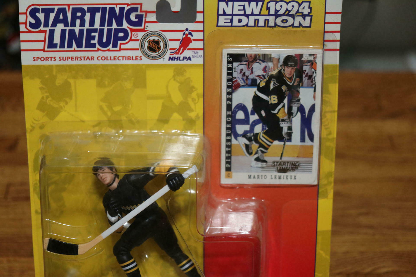 NHL Hockey Mario Lemeiux (1994) Starting Lineup Figure