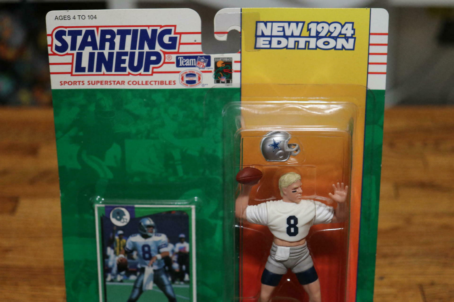 TROY AIKMAN 1994 Starting Lineup Football Figure & Card DALLAS COWBOYS