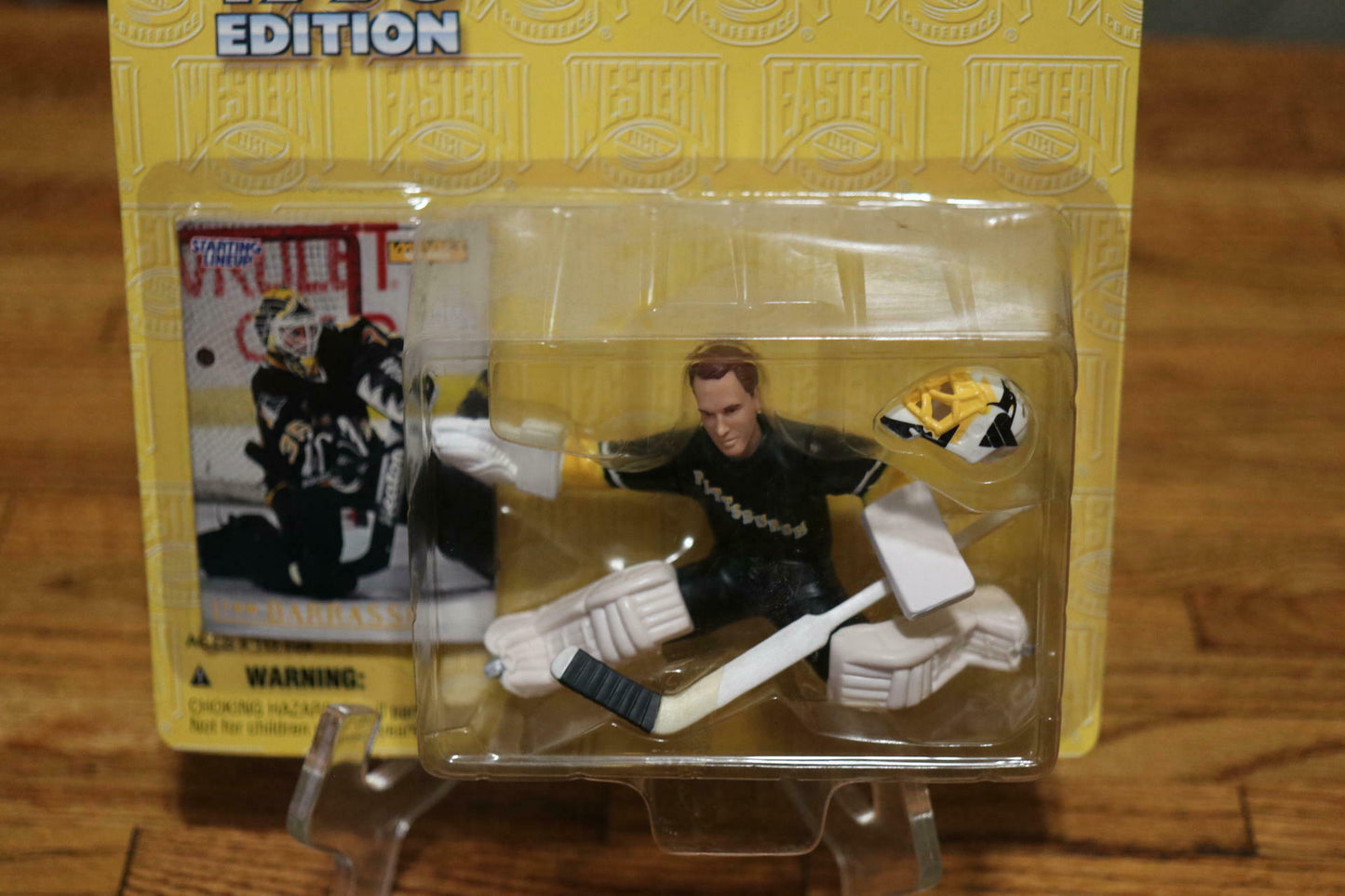 New Sealed Starting Lineup SLU 1996 Tom Barrasso NHL Pittsburgh Penguins Goalie