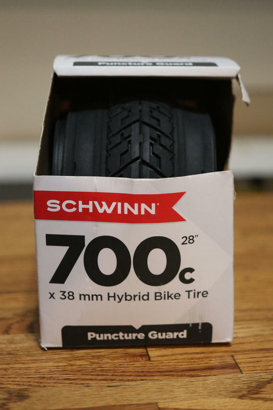 Schwinn Hybrid Bike Tire 700c / 28" x 38mm w/Puncture Guard - Lot of 1