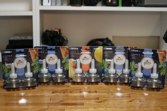Glade PlugIn Refills Air Freshener Yuzu & White Peach, Juniper & Teak - Lot of 5