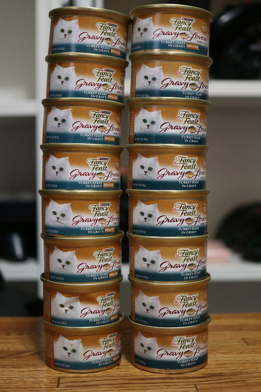 Purina Fancy Feast Gravy Lovers Turkey Feast in Gravy, Grilled - Lot of 16