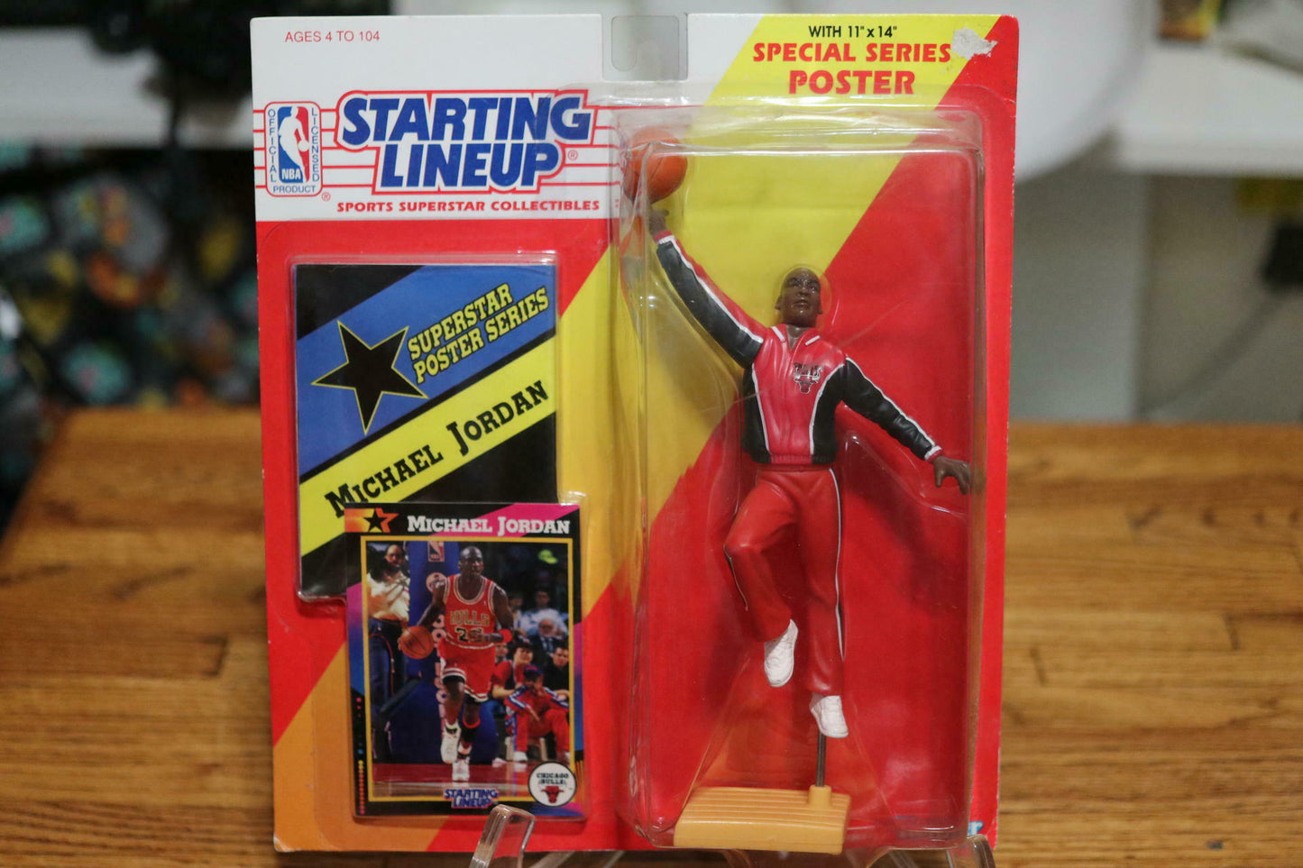 1992 Michael Jordan Chicago Bulls Sealed Warmup Figure Starting Lineup 🔥🏀