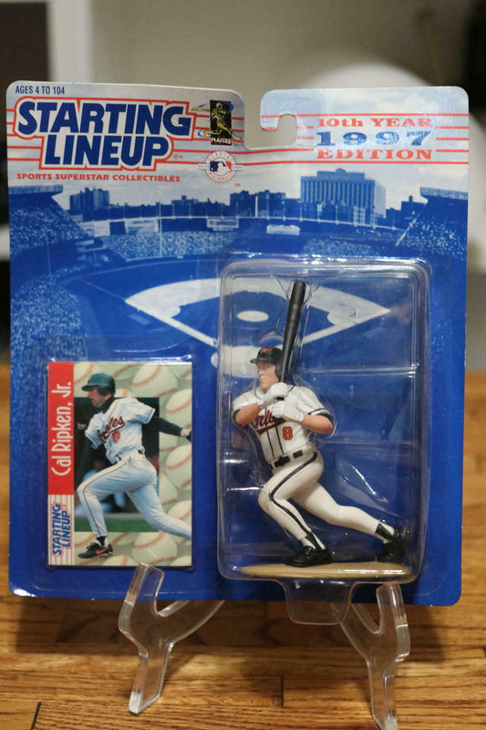 MLB Baseball Starting Lineup 1997 Cal Ripken Jr. Orioles Figure w/ Card