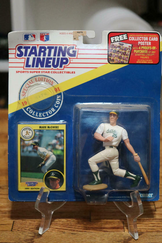 MARK MCGWIRE - Oakland A's Starting Lineup SLU 1989 MLB Action Figure & Card NEW